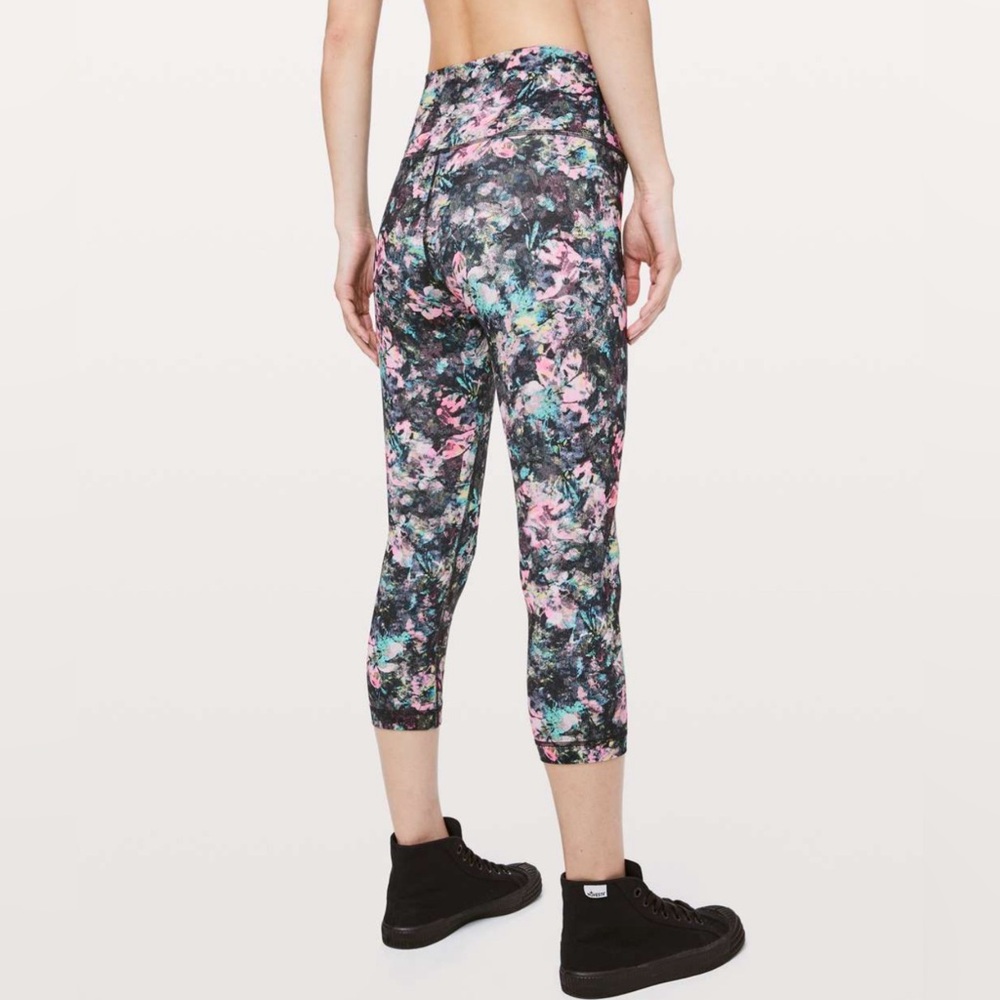 Lululemon Wunder Under Crop Full-On Luon 21"